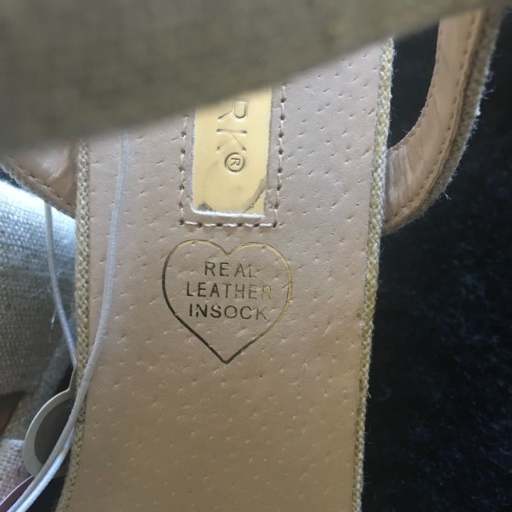 Heeled sandals - Picture 5 of 5